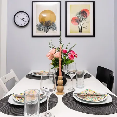 Apartmán Gorgeous Yanevi 2 Bedroom & Parking
