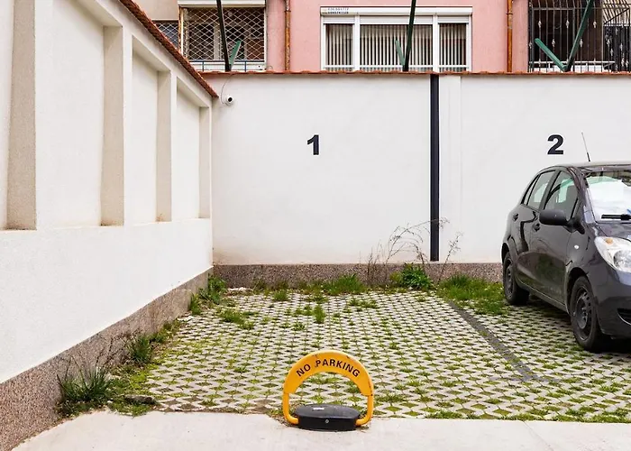 Appartement Gorgeous Yanevi 2 Bedroom & Parking