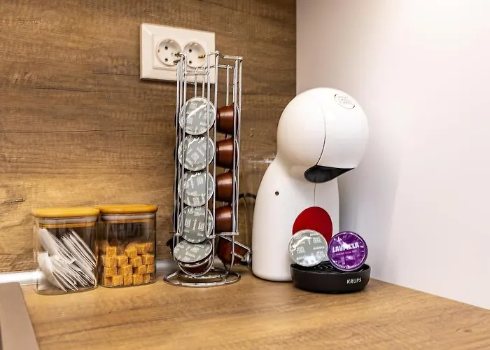 Appartement Gorgeous Yanevi 2 Bedroom & Parking *