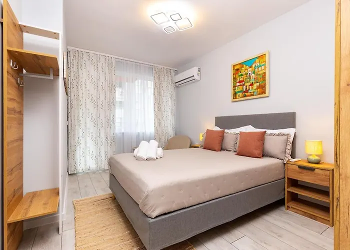 Lägenhet Gorgeous Yanevi 2 Bedroom & Parking Plovdiv